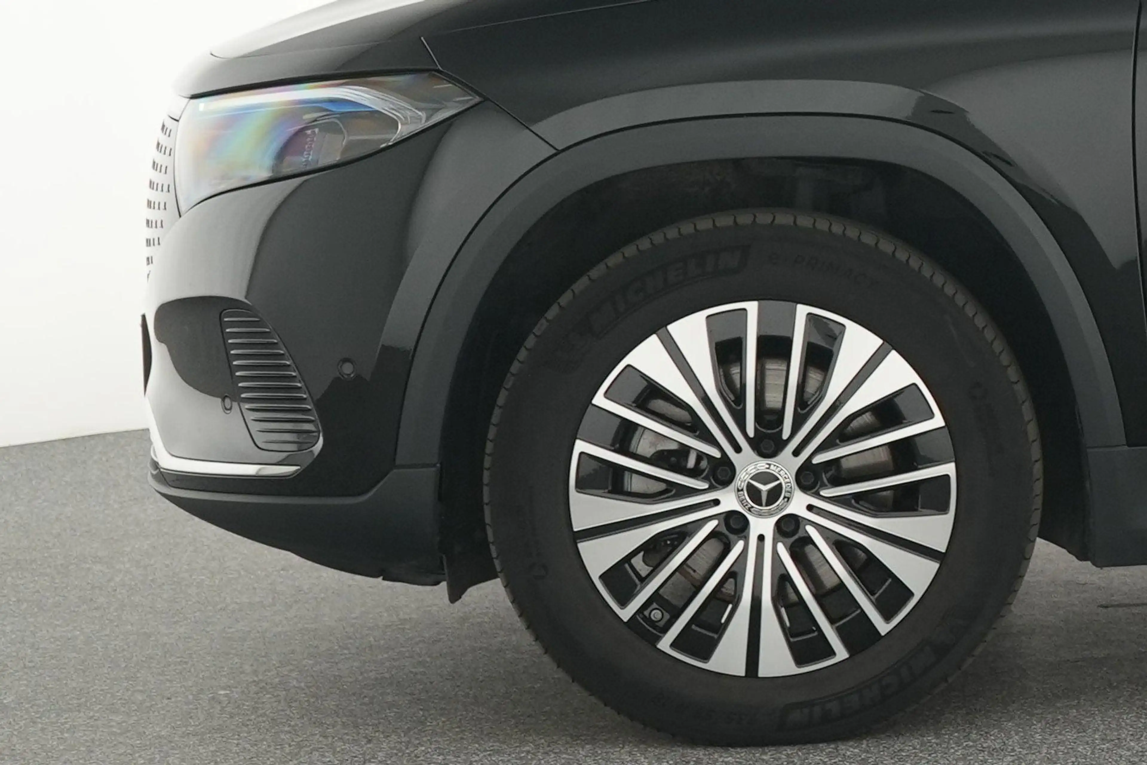 Mercedes-Benz EQA 250 250+ Luxury Line — photo 5