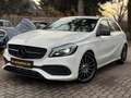 Mercedes-Benz A 200 AMG Line Navi, LED Blanc - thumbnail 2