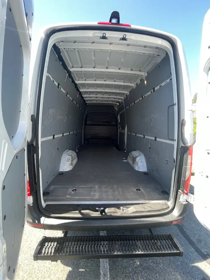 Mercedes-Benz Sprinter снимка Mercedes-Benz Sprinter