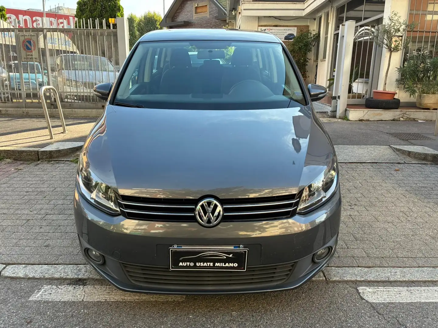 Volkswagen Touran Touran  1.6 tdi  Comfortline 7 POSTI! 2014! Grigio - 2