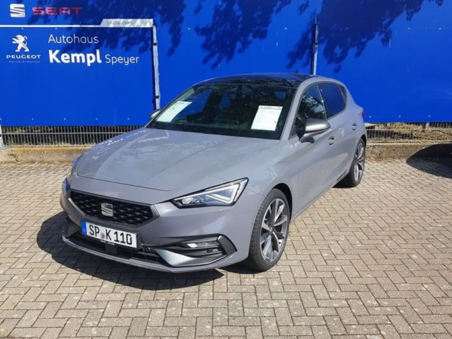 SEAT Leon 1.5 eTSI ACT OPF DSG FR Gris - 1