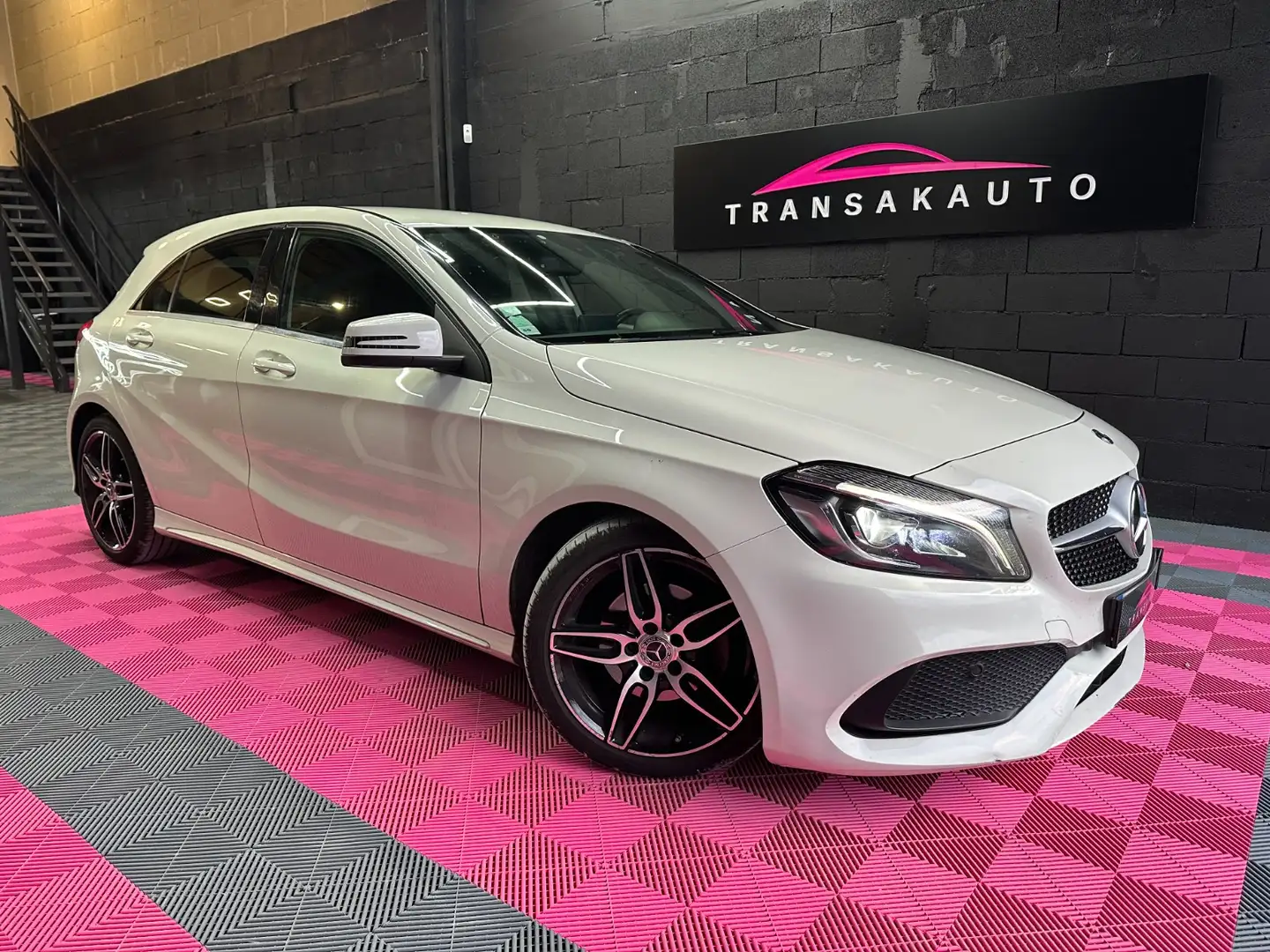 Mercedes-Benz A 200 Classe A 200 d 7G-DCT Inspiration Blanc - 1