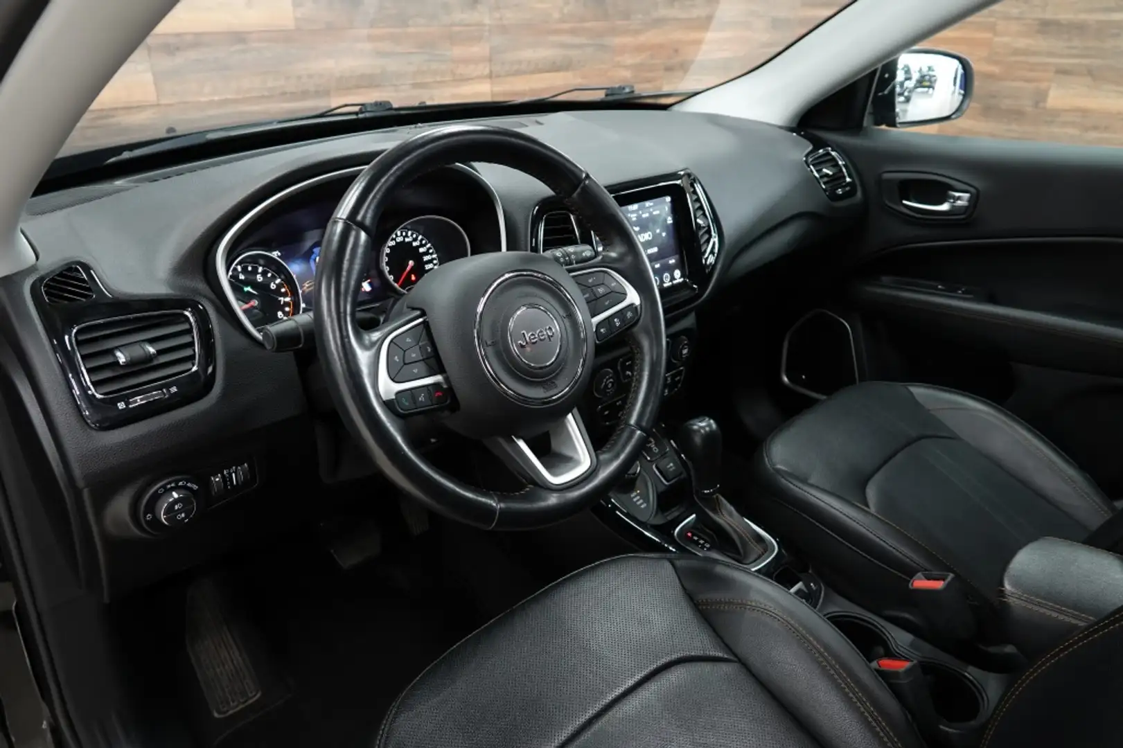 Jeep Compass 1.4 Multi-air 4x4 | PANO | ACC | CAMERA | Noir - 2