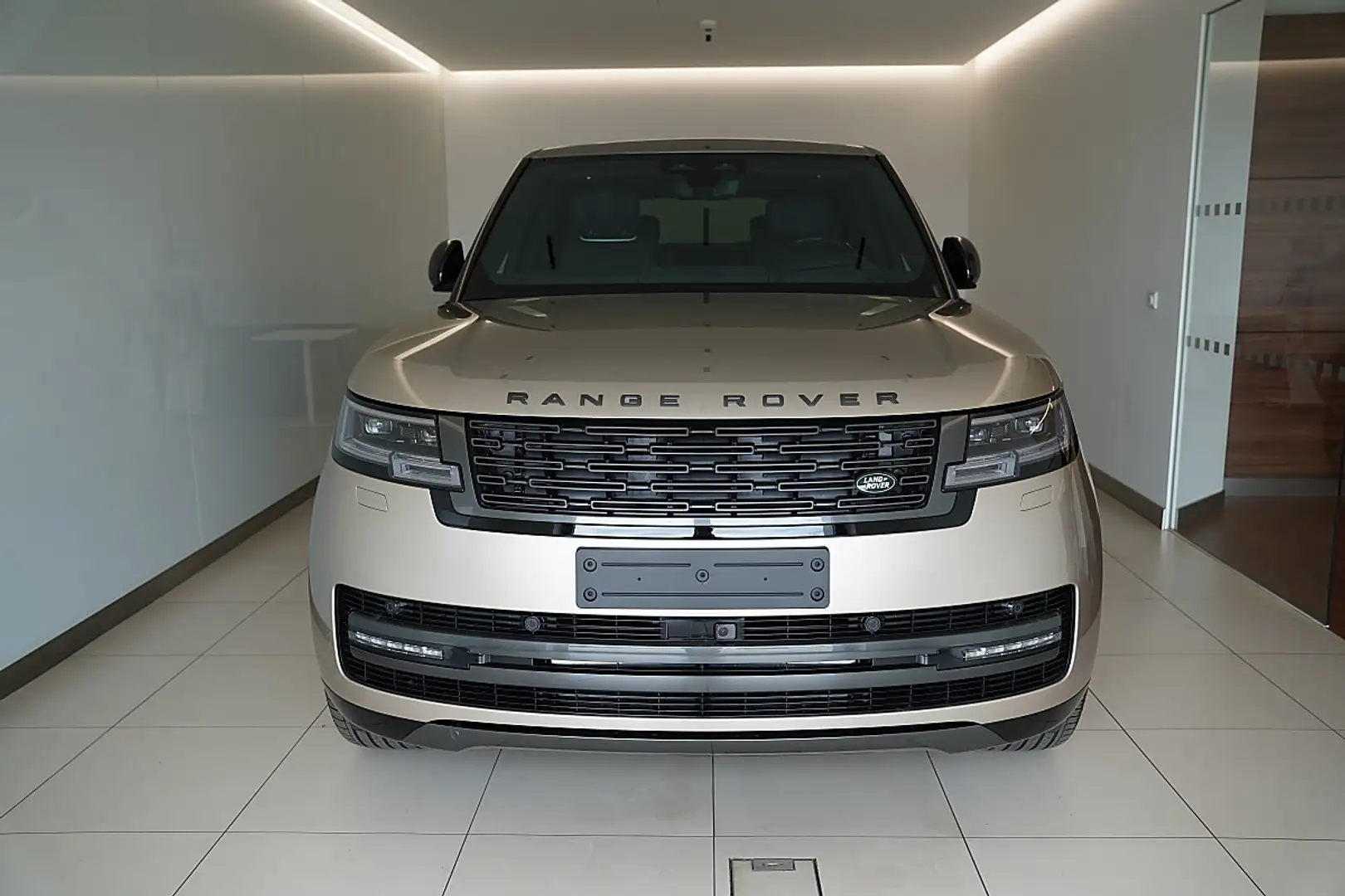 Land Rover Range Rover Autobiography P550e Gold - 2