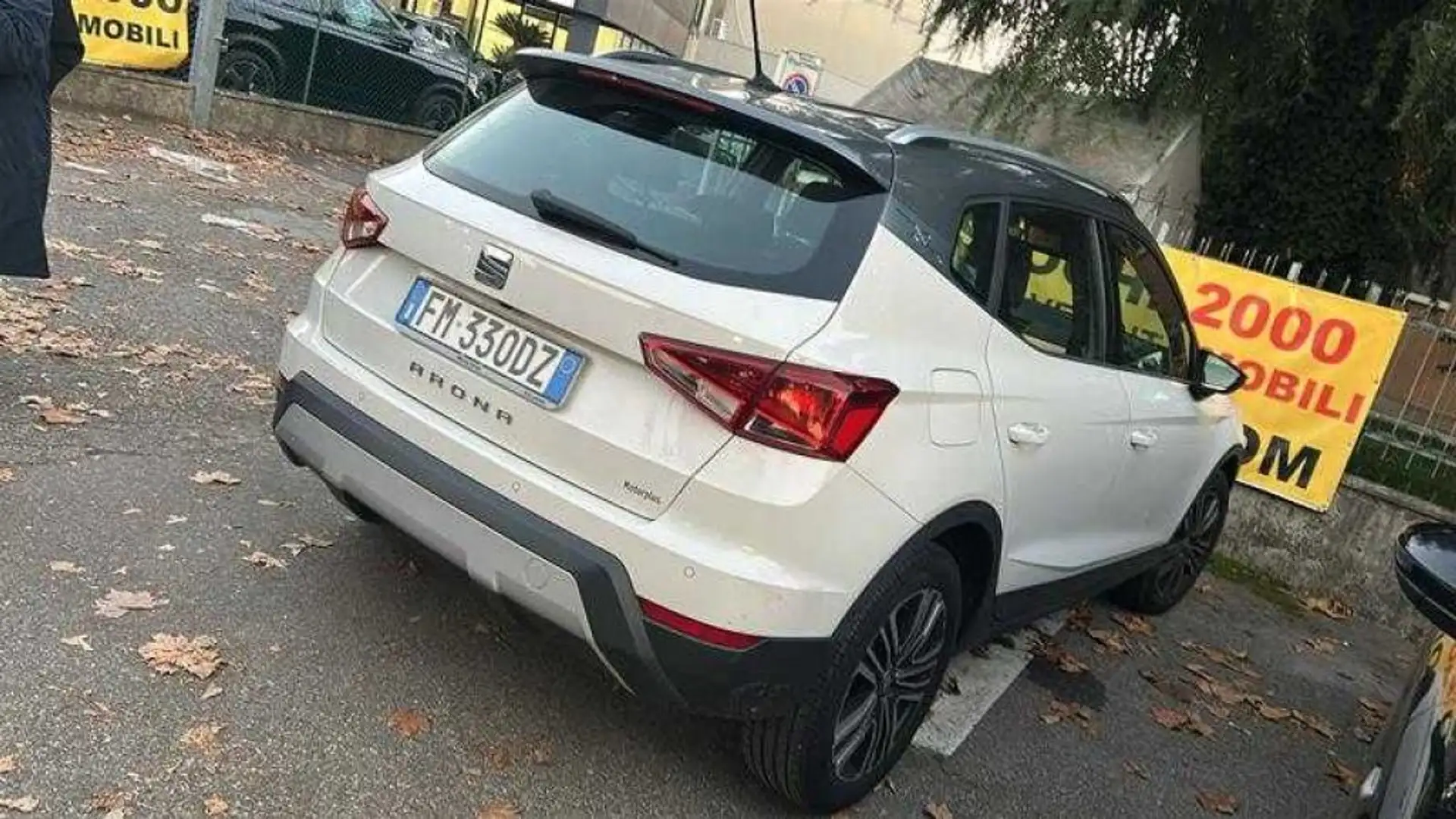 SEAT Arona 1.0 EcoTSI 115 CV XCELLENCE Weiß - 2