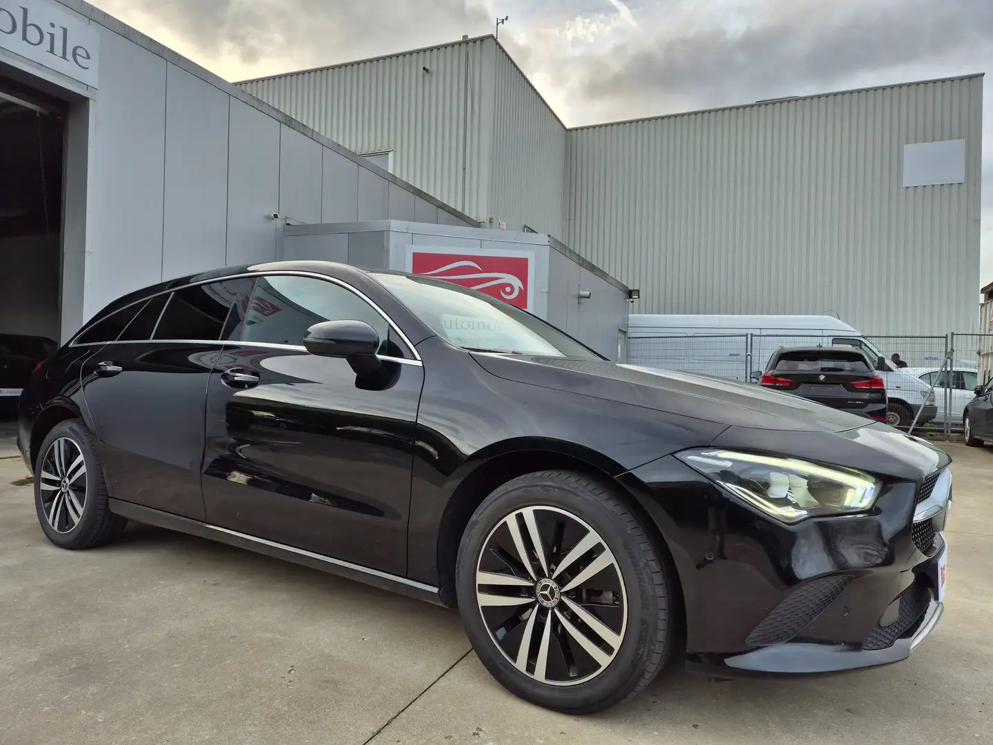 Mercedes-Benz CLA 250 e PHEV 262cv ! HYBRID / Shooting Brake Noir - 1