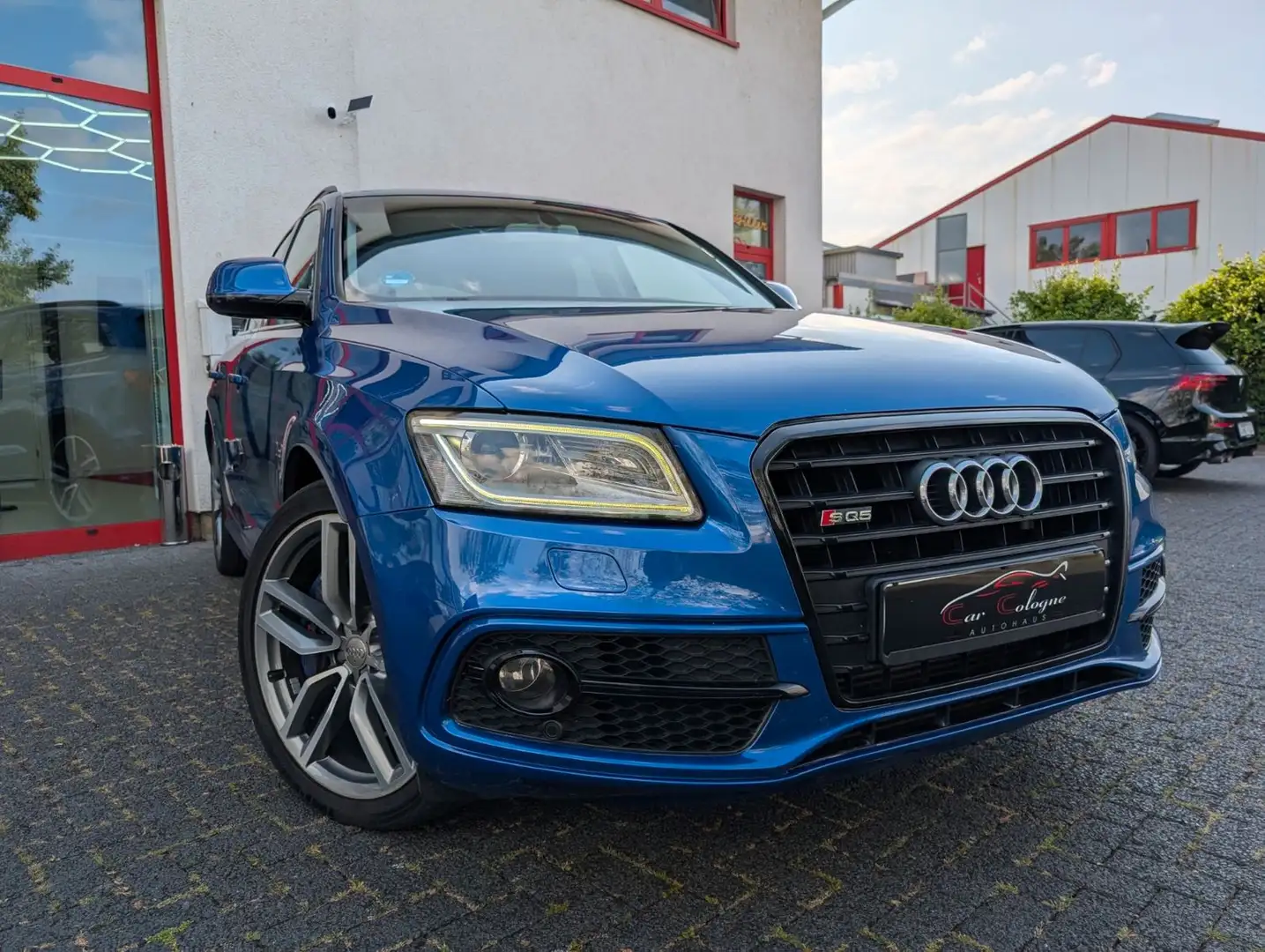 Audi SQ5 3.0 TDI Quattro SHZ/21ZOLL/B&O/PANO/KAMERA Blauw - 2