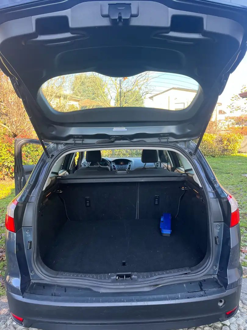 Ford Focus Focus III 2011 SW SW 1.6 tdci Plus 115cv Blu/Azzurro - 2