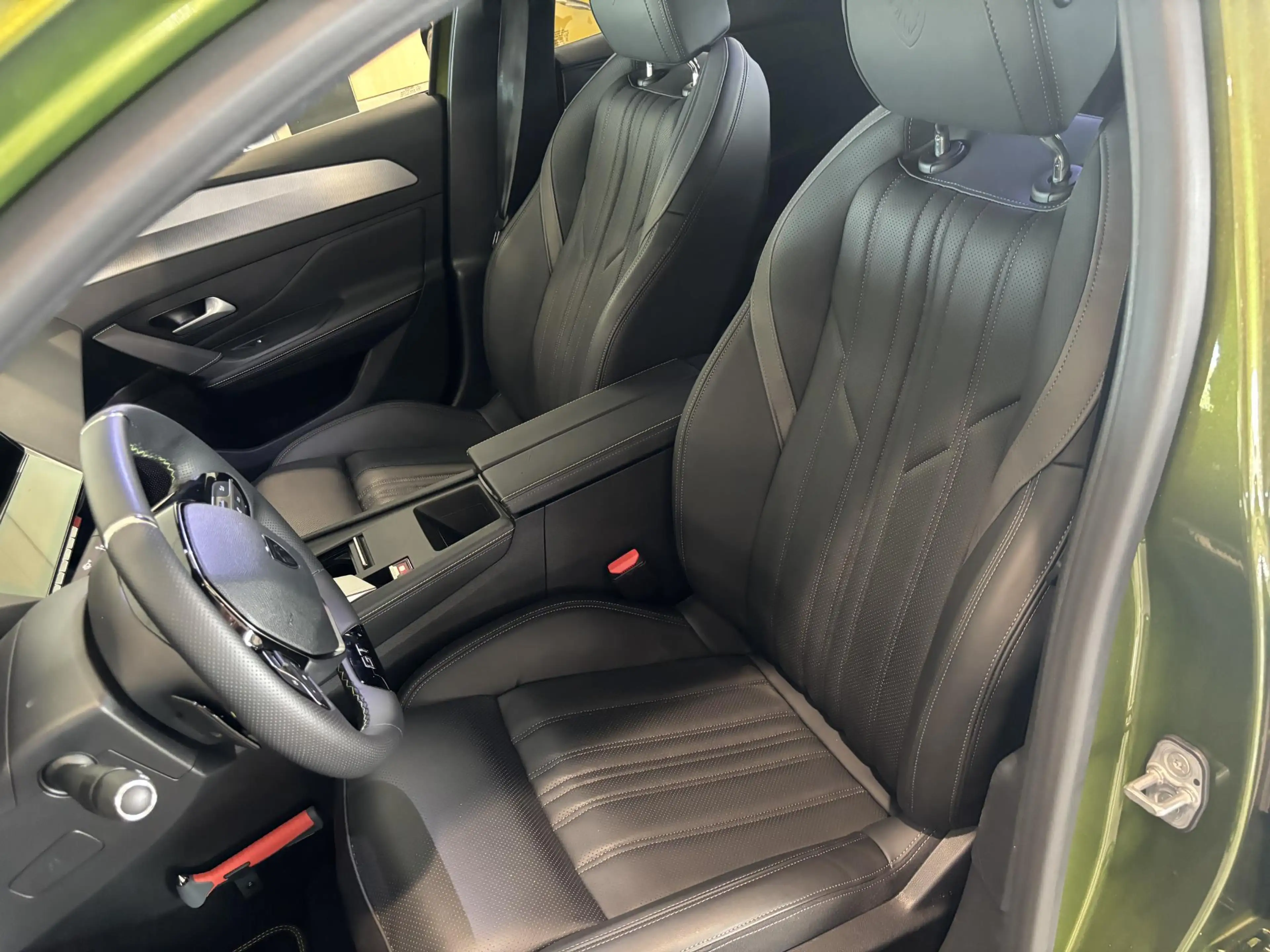 Peugeot 408 e-408 GT Exclusive 58 kWh | Full options | Leder | — photo 9