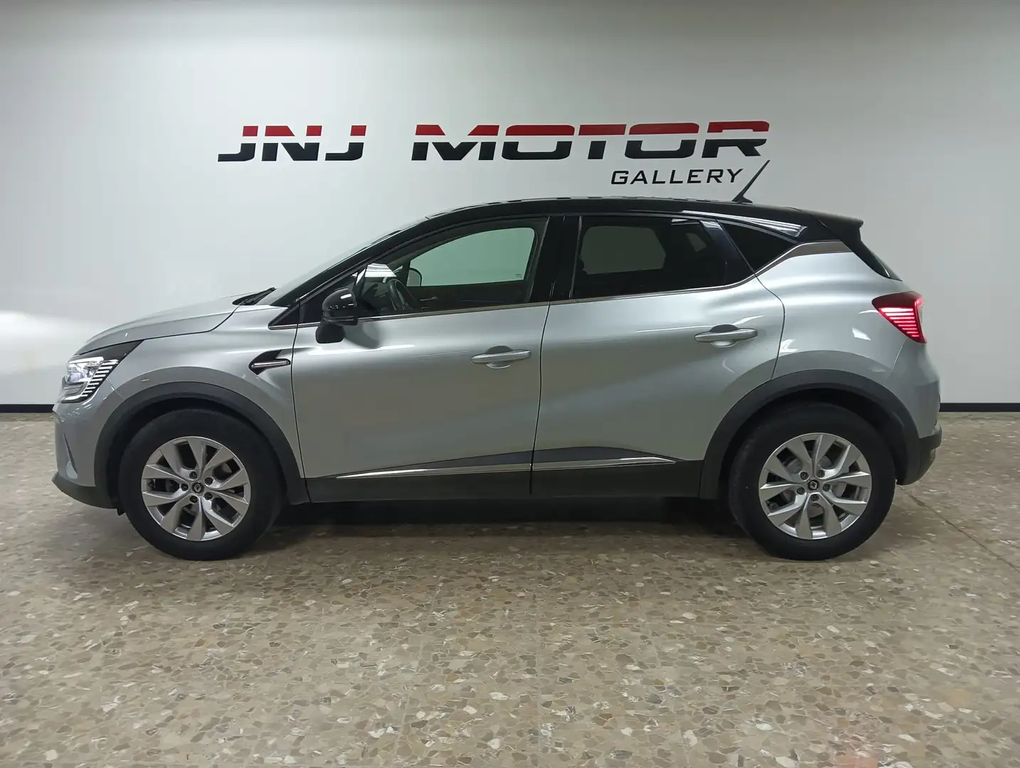 Renault Captur TCe Techno 67kW Gris - 2