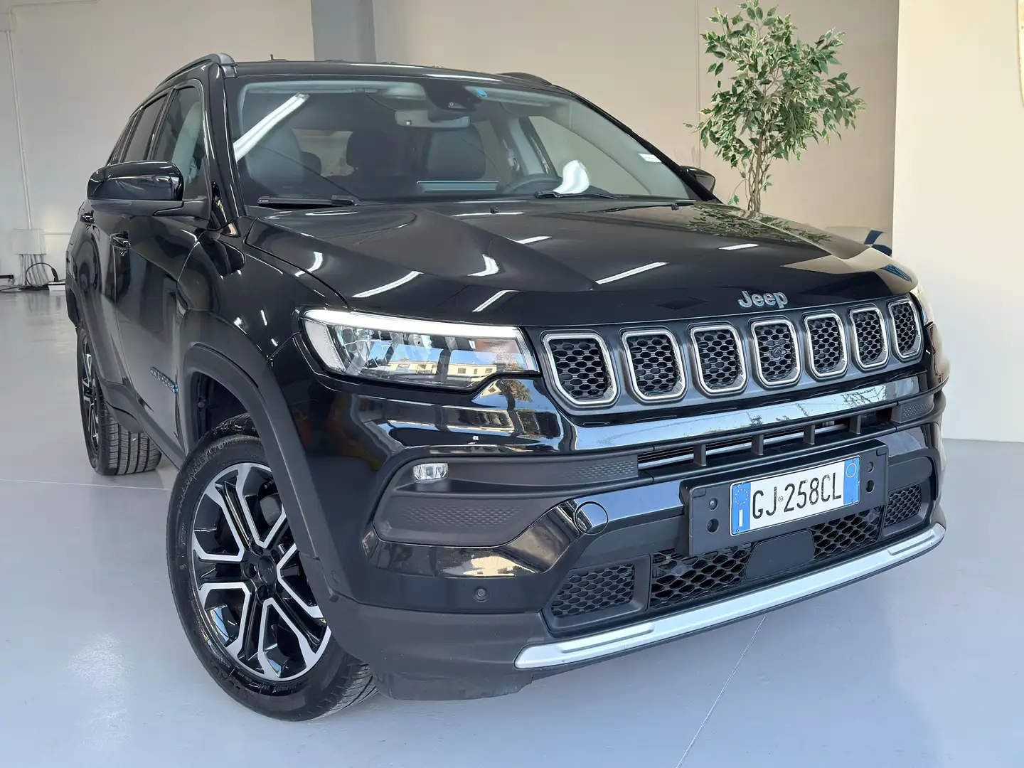 Jeep Compass 1.3 turbo t4 phev Limited 4xe auto Aziendale Noir - 2