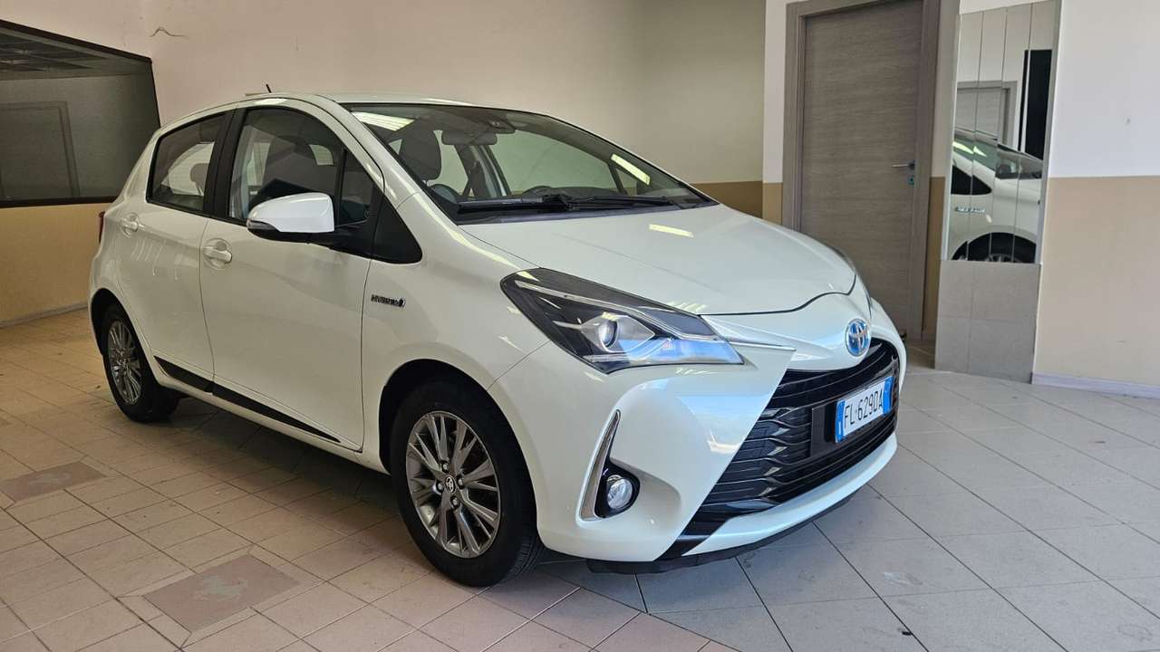 Toyota Yaris 5p 1.5h byD