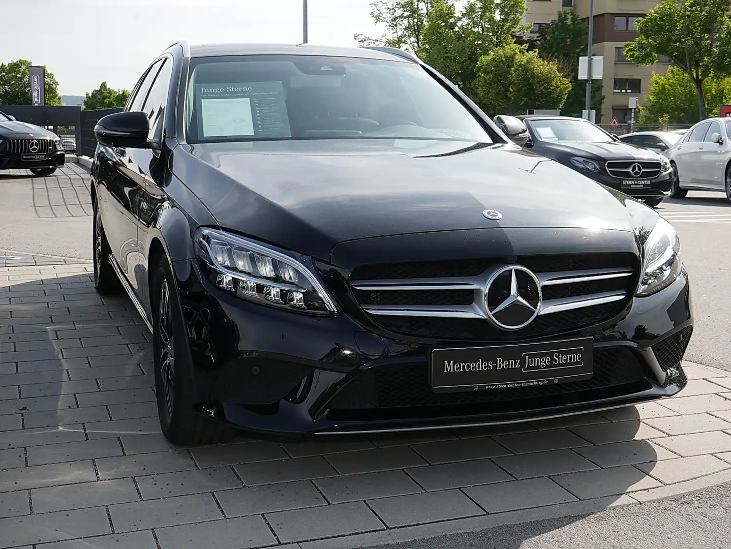 Mercedes-Benz C 180 T+AVANTGARDE+360°+LED+SHZ+EASY-PACK Heckkl Schwarz - 2
