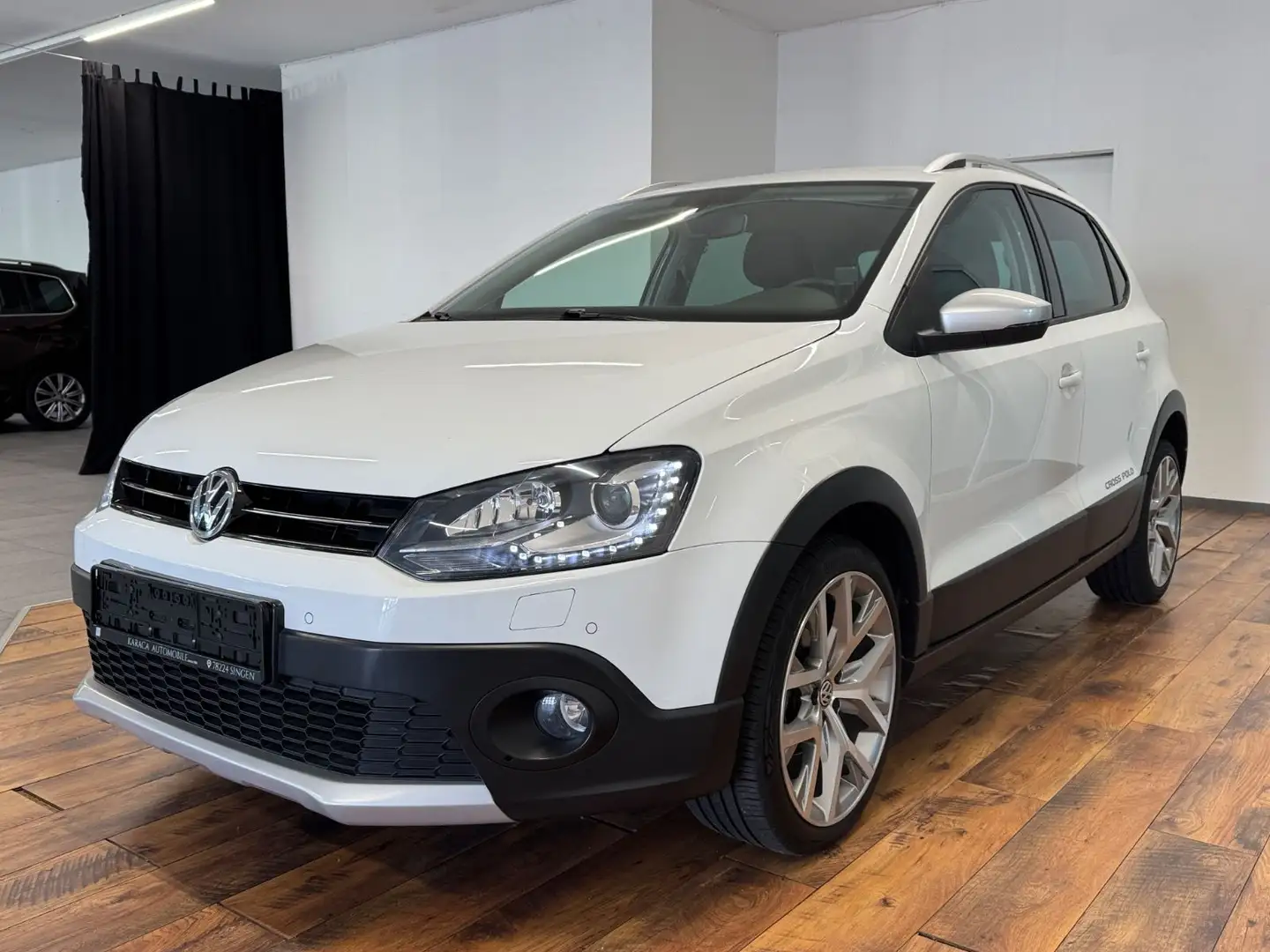 Volkswagen Polo V CrossPolo 1.2 1.Hd KLIMA.XENON.PDC.SHZ Weiß - 1