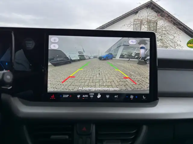 Ford Transit view 13