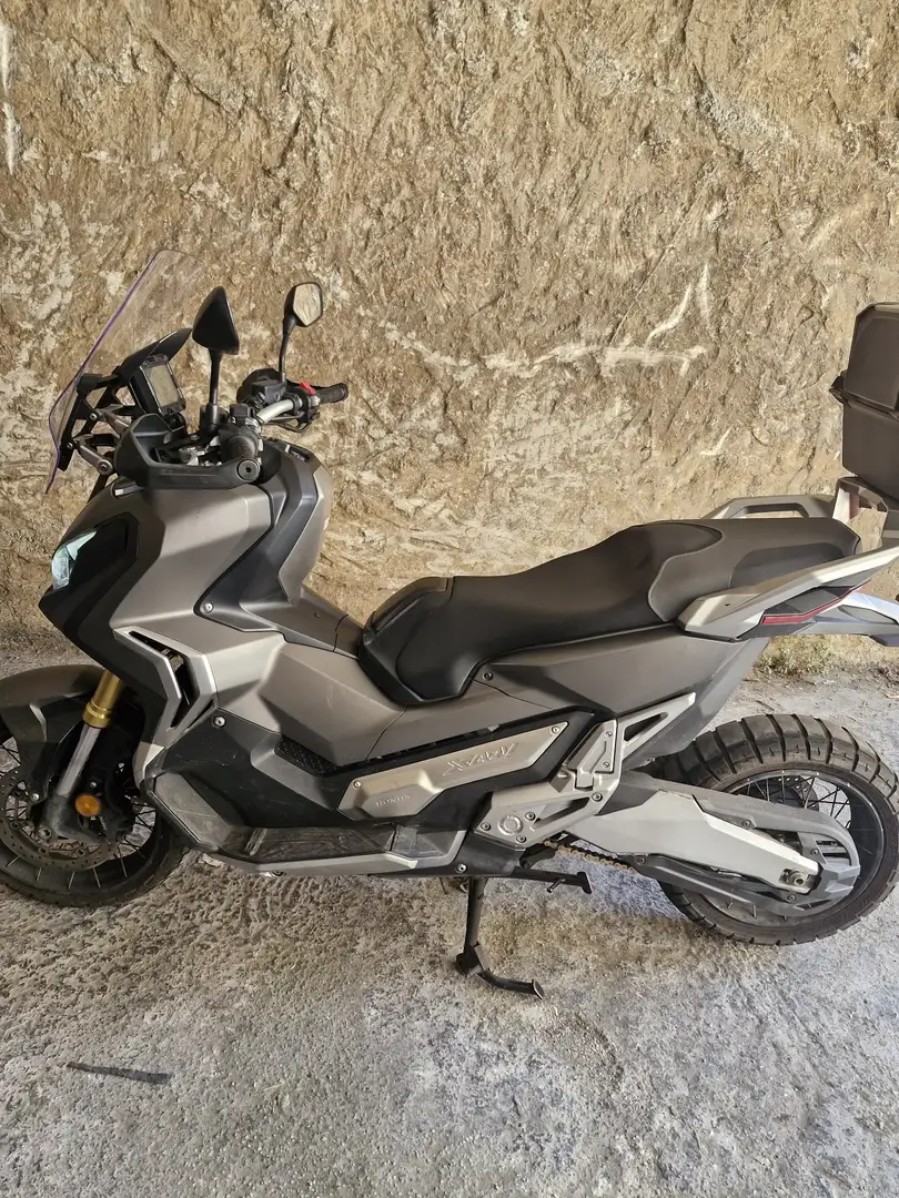 Honda X-ADV Gri - 2