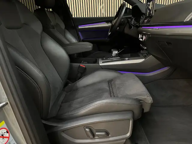 Audi Q5 view 7