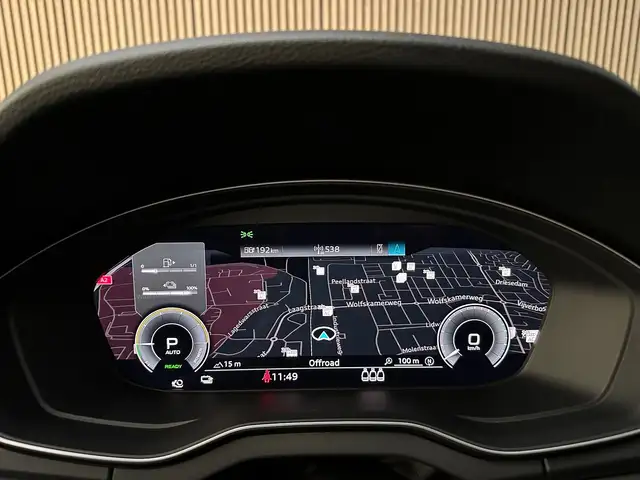 Audi Q5 view 13