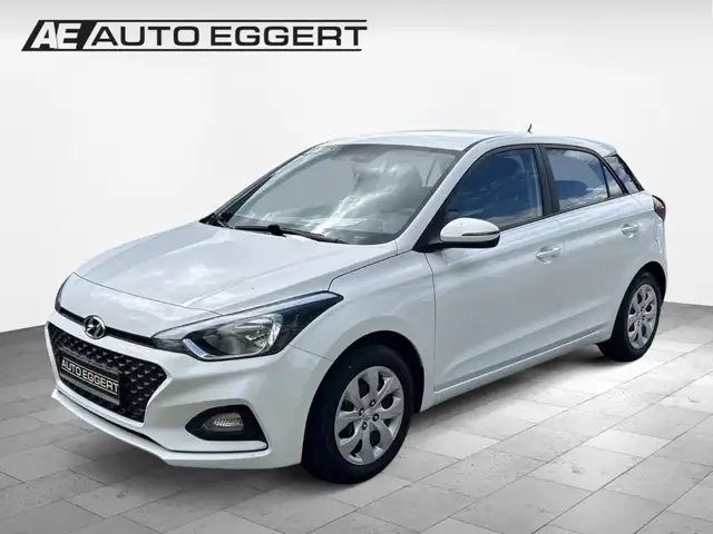 Hyundai i20 Select New 5 Türer Facelift MJ20 1.2 Benzin 75P