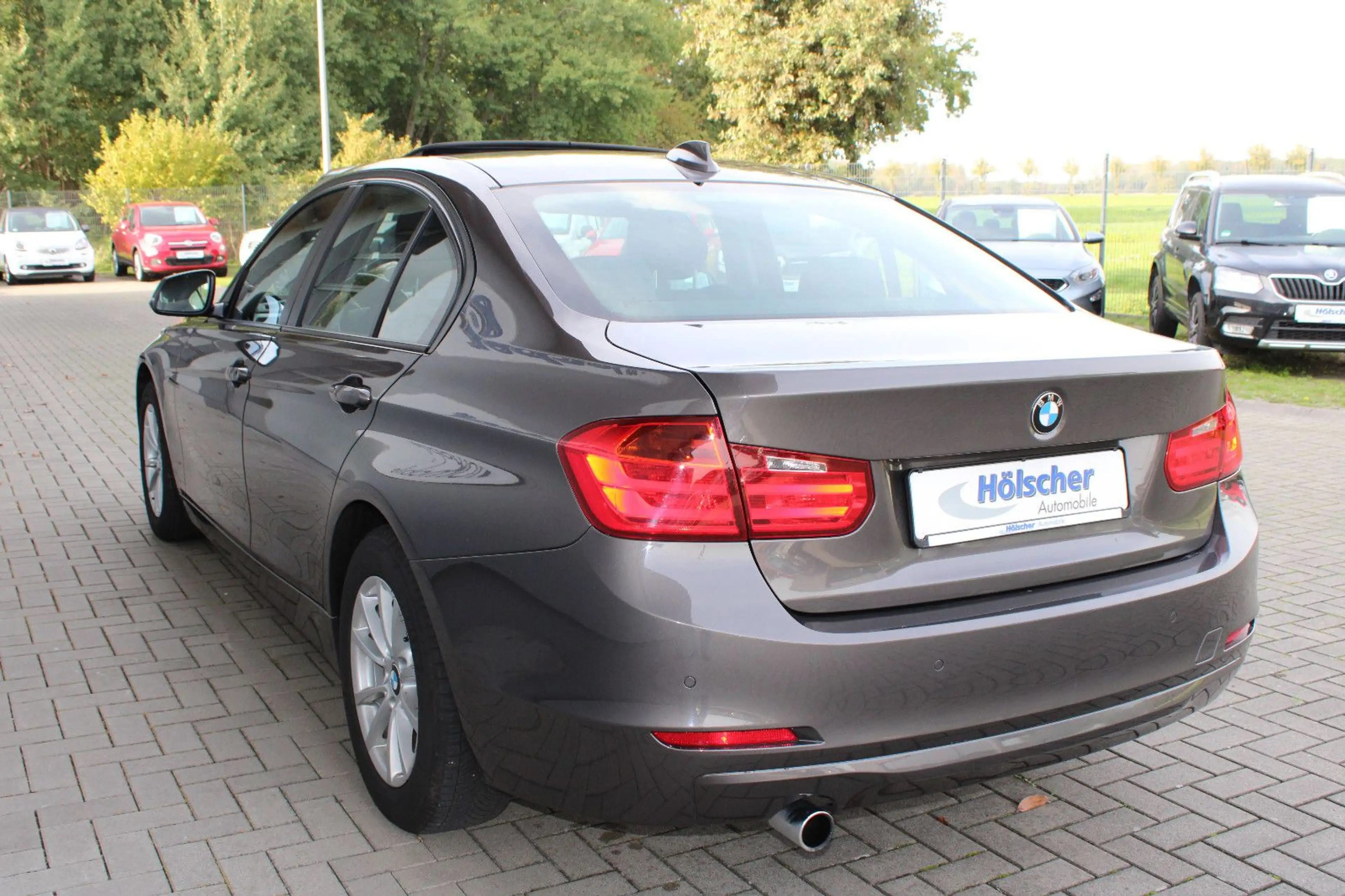 BMW 318 d Modern Line!AUTOMATIK!Navi,Schiebed,Sitzh,, — photo 4