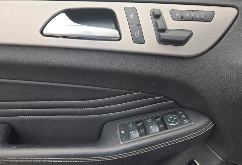 Mercedes-Benz ML 350 CDI BlueTec 4Matic On/Offroad ACC LED — photo 12