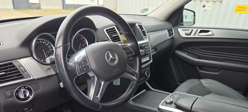 Mercedes-Benz ML 350 CDI BlueTec 4Matic On/Offroad ACC LED — photo 11