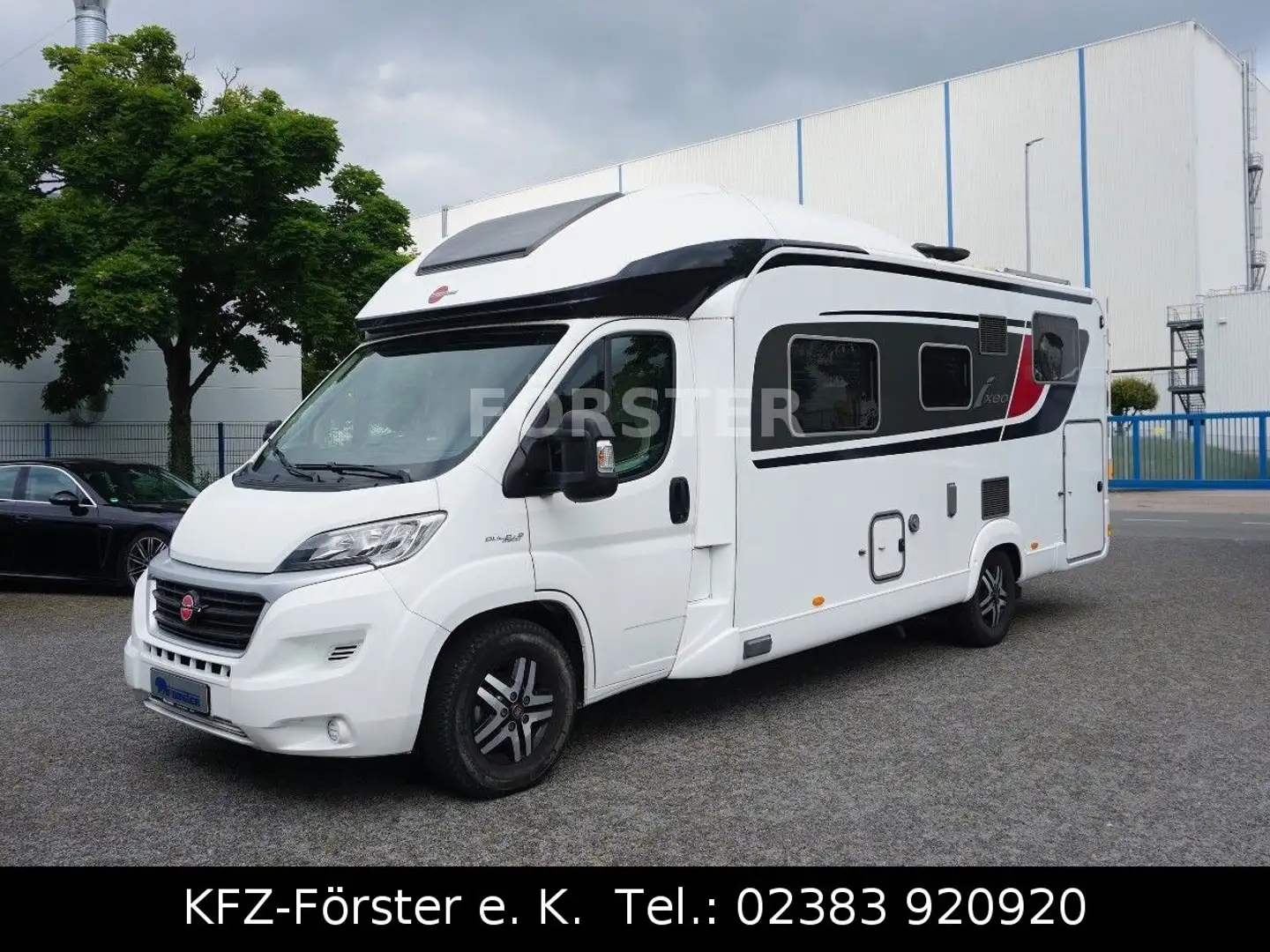 Bürstner Ixeo TL 728 G 1.Hd Weiß - 1
