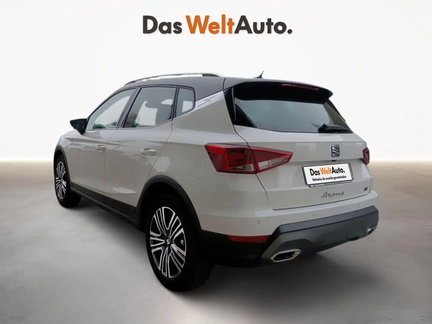 SEAT Arona 1.0 TSI S&S FR XM 110 Wit - 2