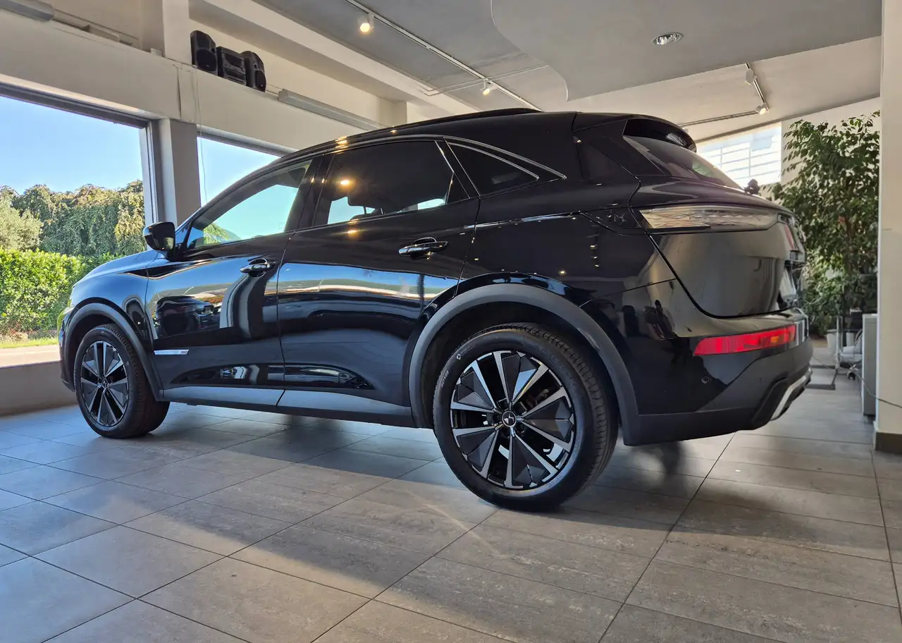 DS Automobiles DS 7 Crossback 2024