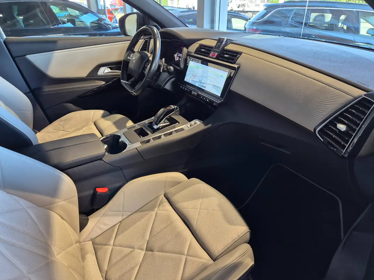 DS Automobiles DS 7 Crossback 2024 — фото 13