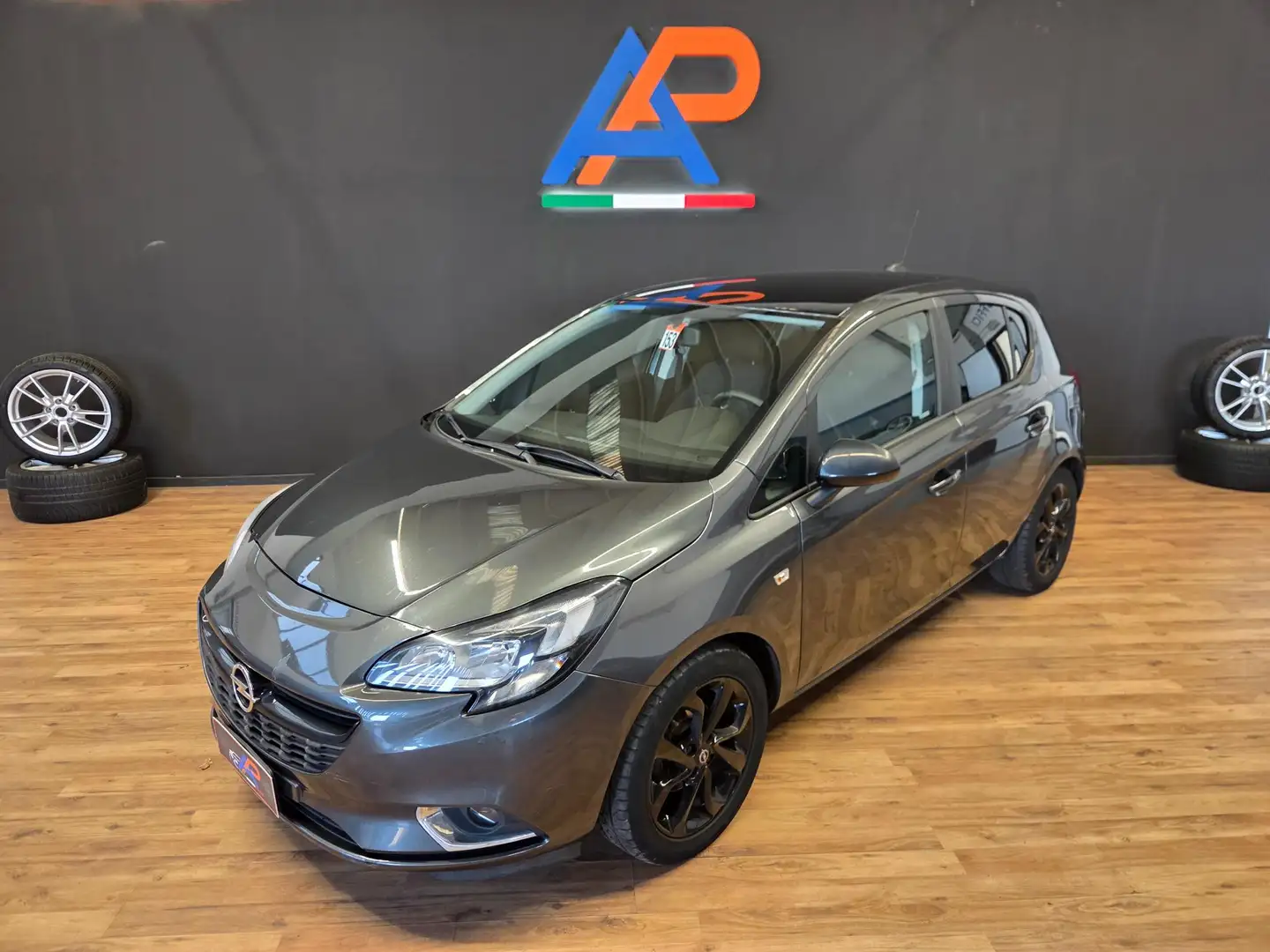 Opel Corsa Corsa 5p 1.4 b-Color Gpl 90cv Grigio - 2