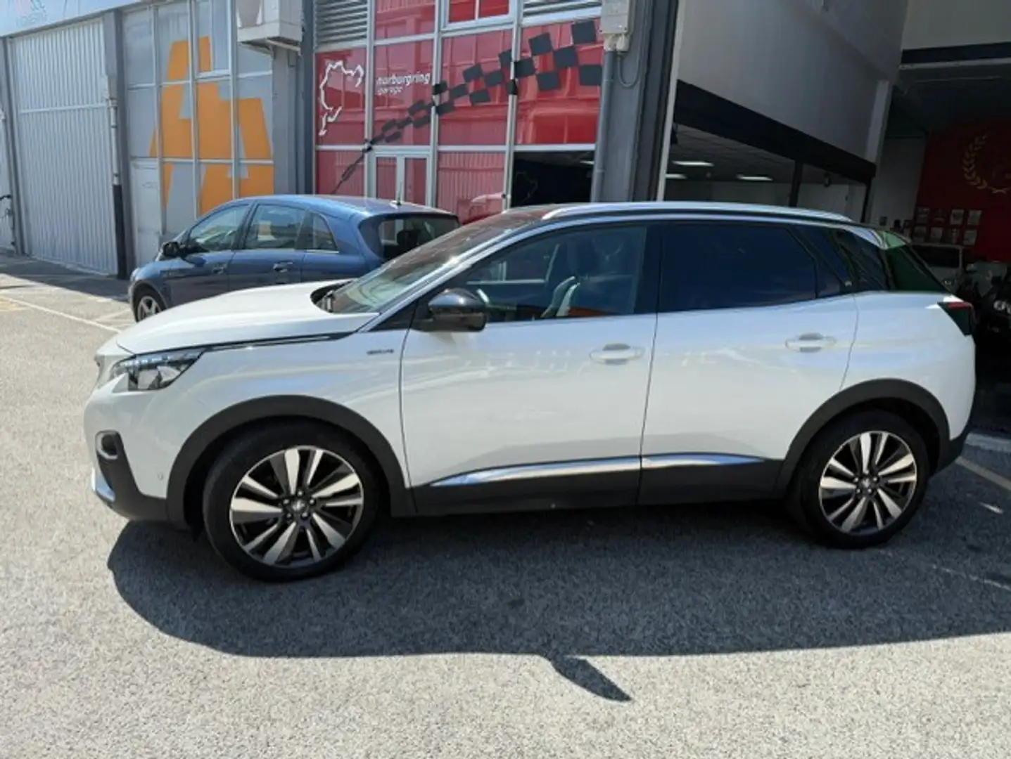 Peugeot 3008 1.6 THP GT Line EAT6 165 Bianco - 1