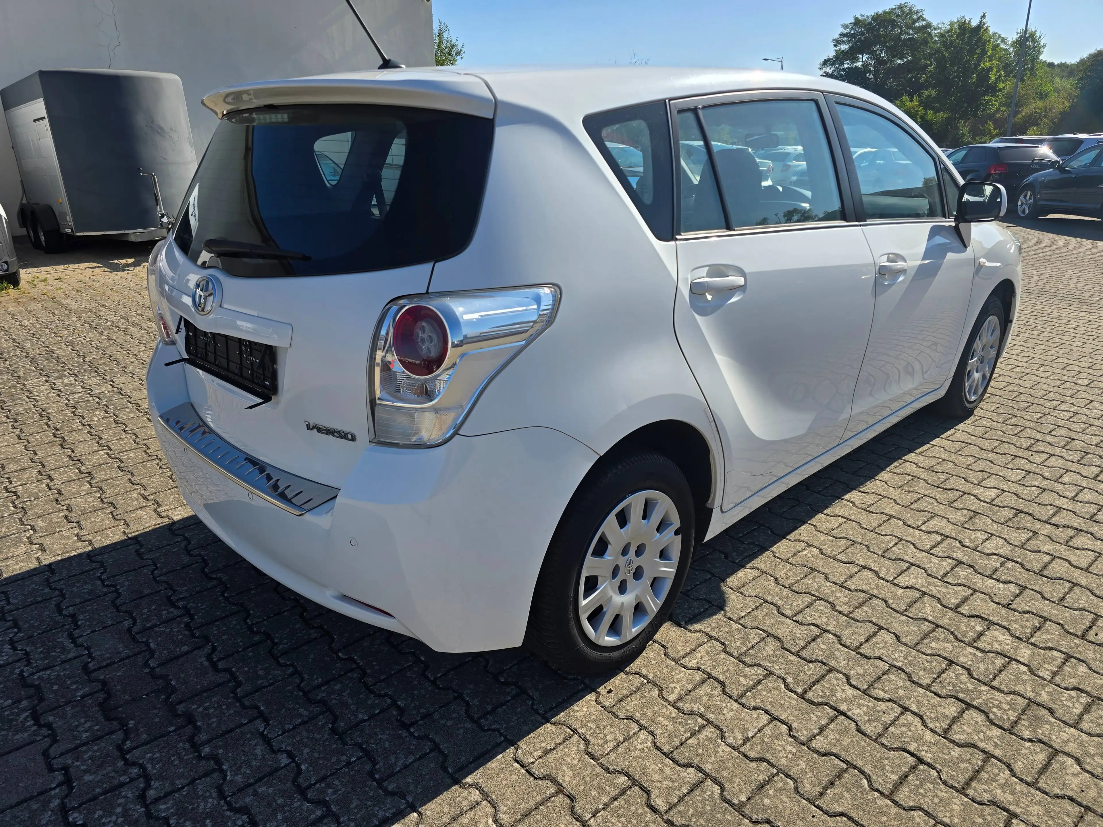 Toyota Verso Life — photo 11