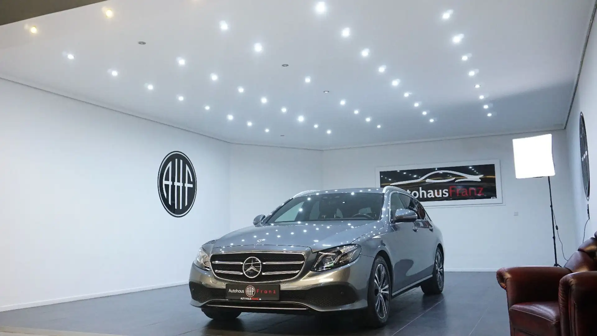Mercedes-Benz E 350 d*TOTW*KAM*Carplay*AHK*SHZ*Schiebedach* Szary - 1