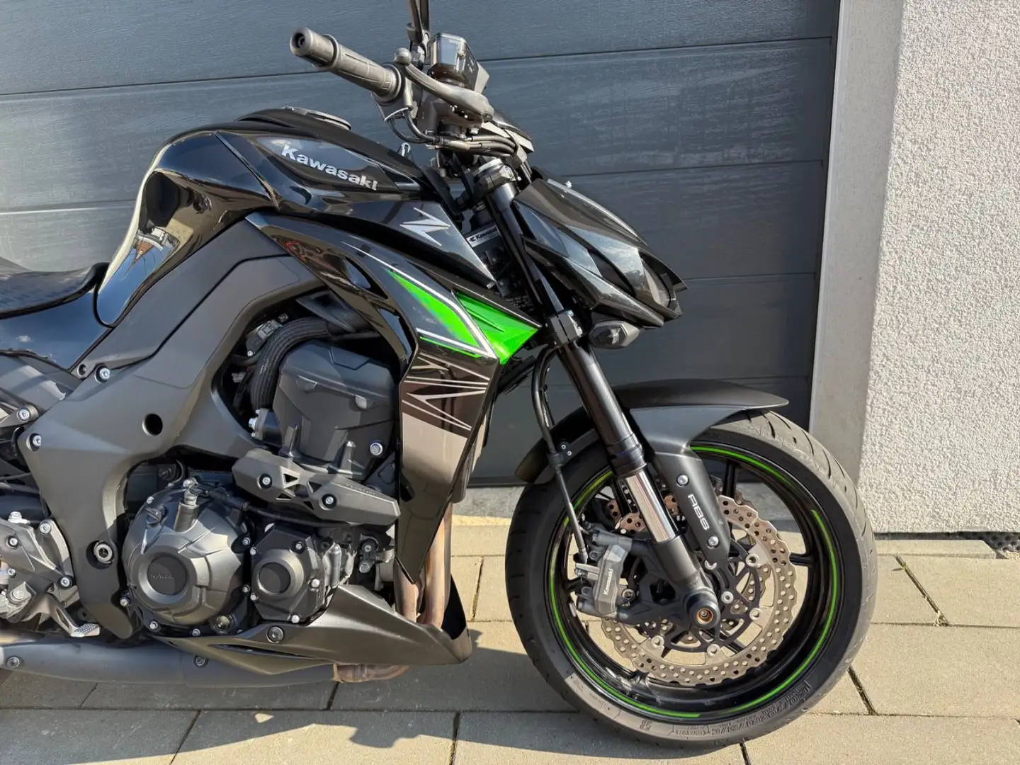 Kawasaki Z 1000 1. Hand TOP Zustand | IXIL Negro - 2