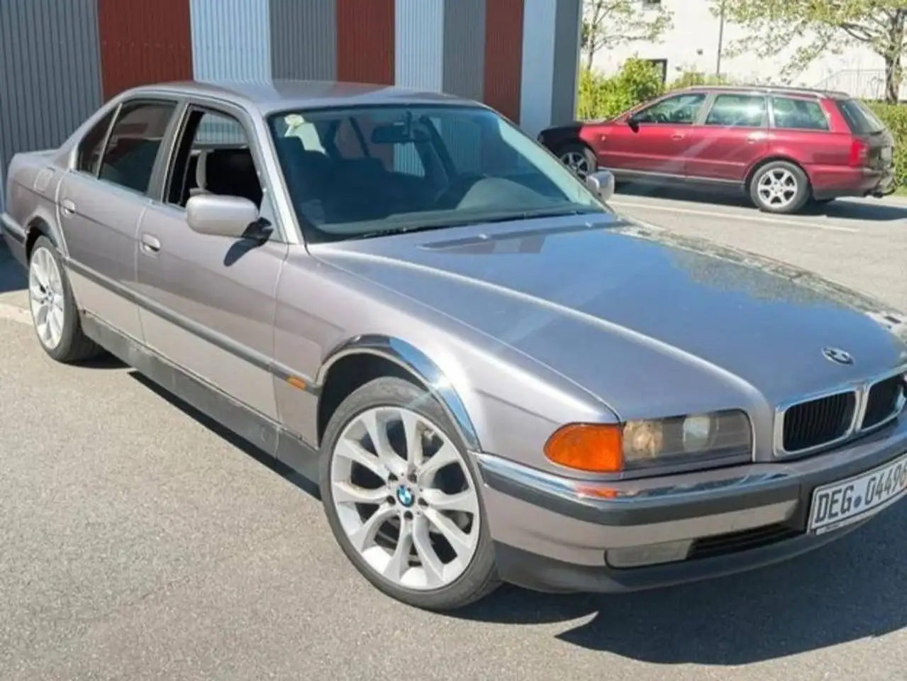 BMW 728iL, foto 2