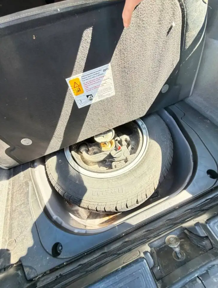 BMW 728iL, foto 11
