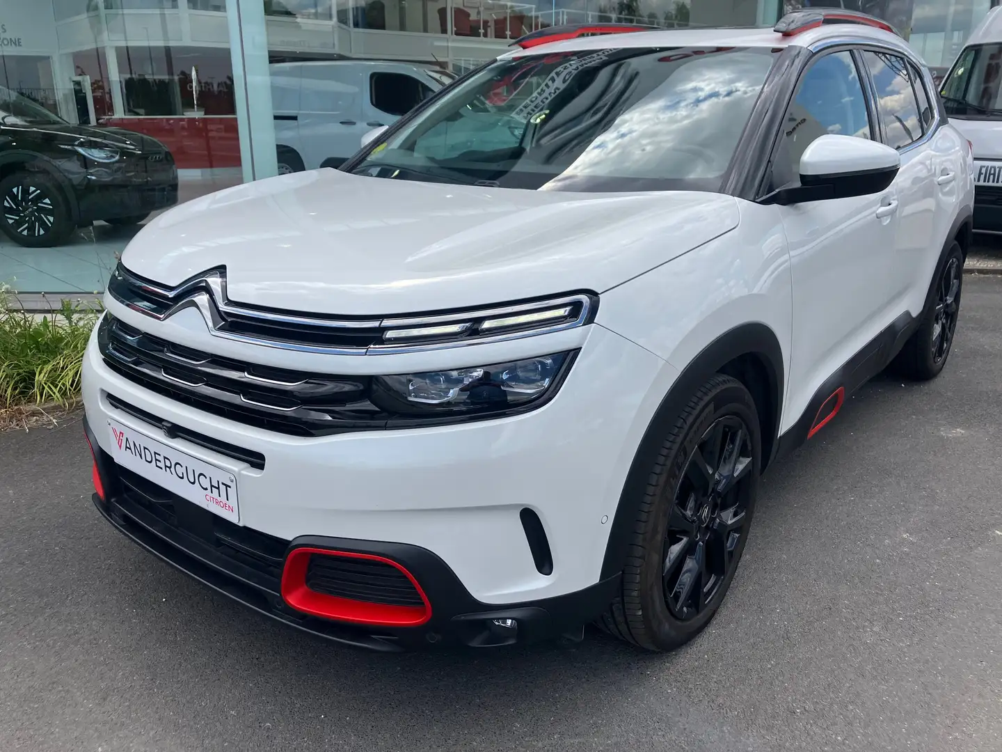 Citroen C5 Aircross 1.5 BlueHDi 130 Shine EAT8 Automaat Wit - 1