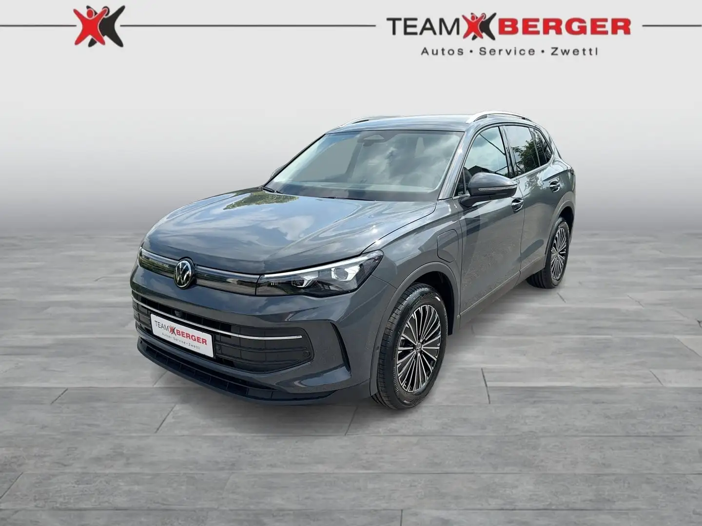 Volkswagen Tiguan Friends eHybrid DSG 150 kW Grau - 1
