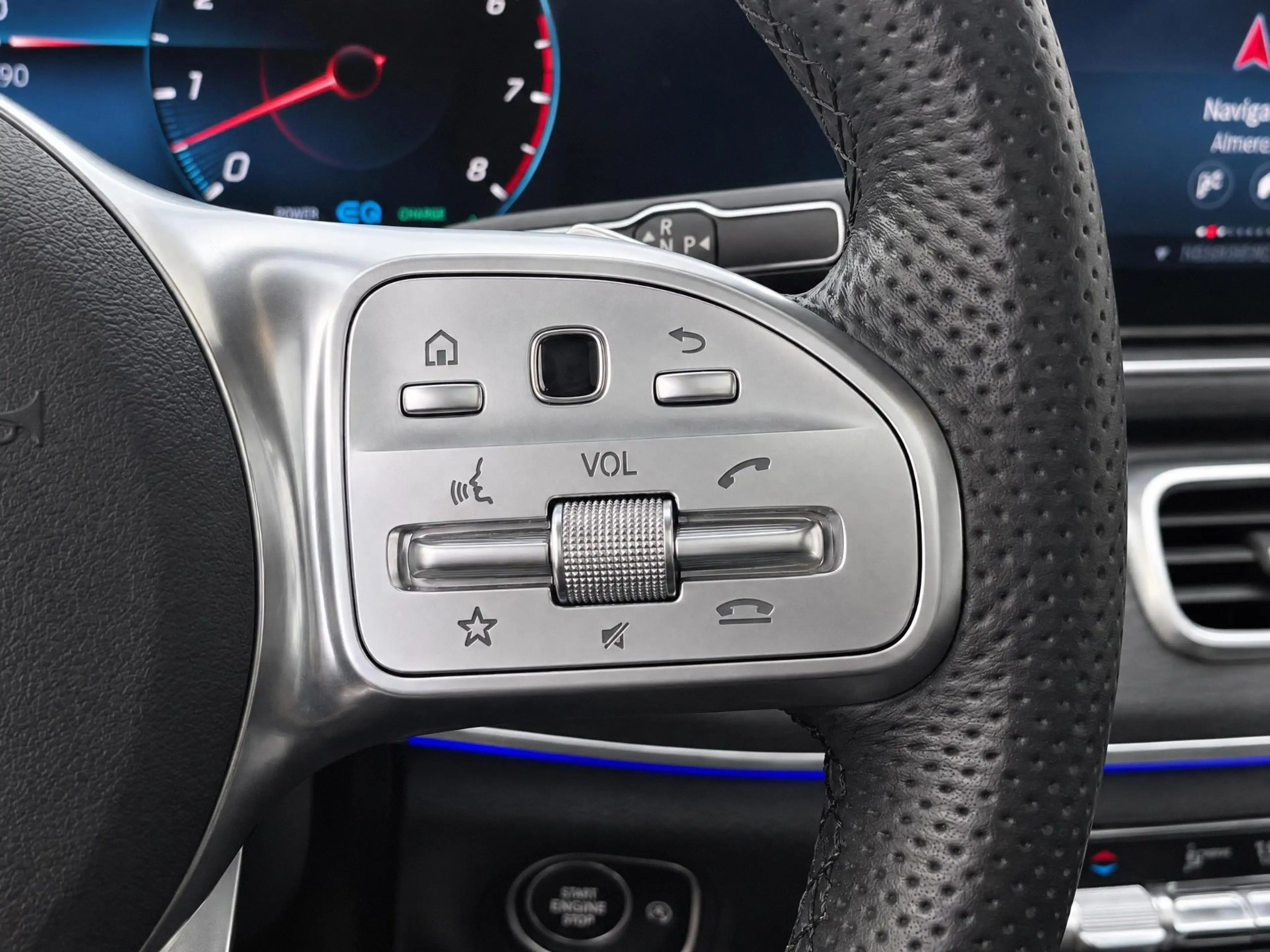 Mercedes-Benz GLE 450 4MATIC Premium Plus — photo 12