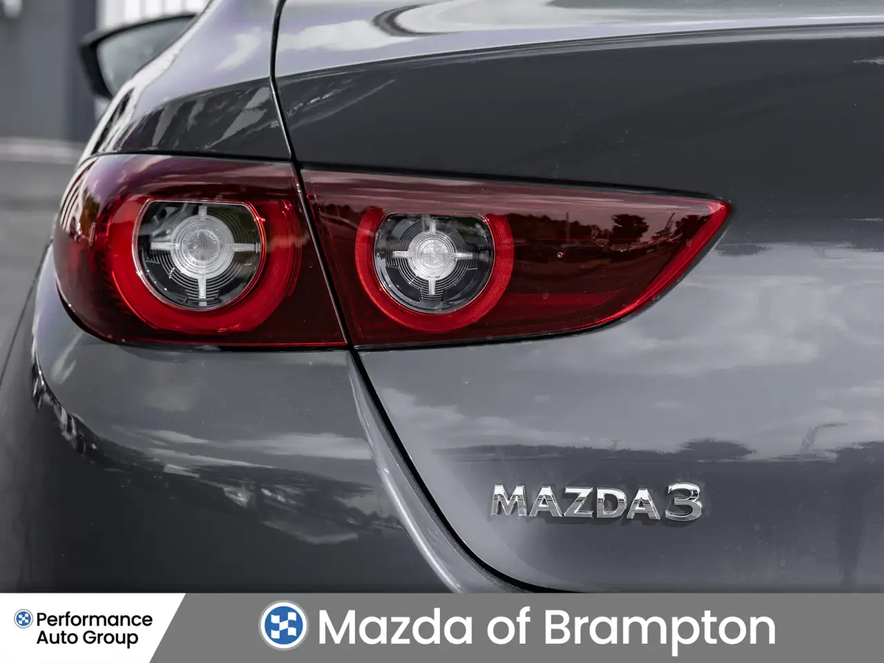 Mazda 3 снимка Mazda 3
