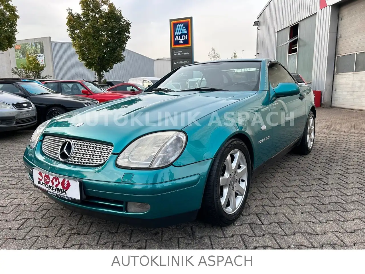 Mercedes-Benz SLK 230