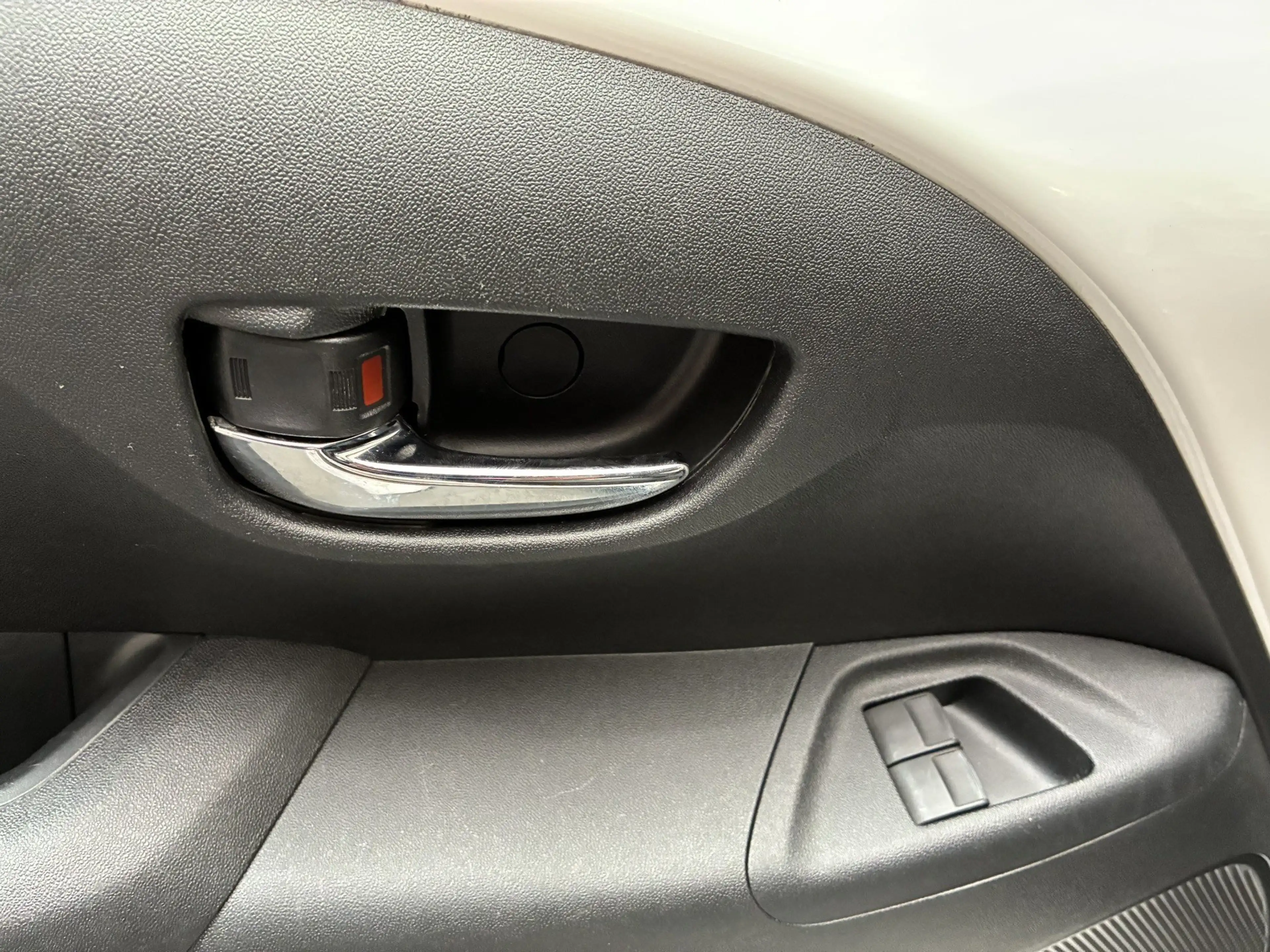 Toyota Aygo X 1,0 VVT-i x-wave + Faltdach — photo 11