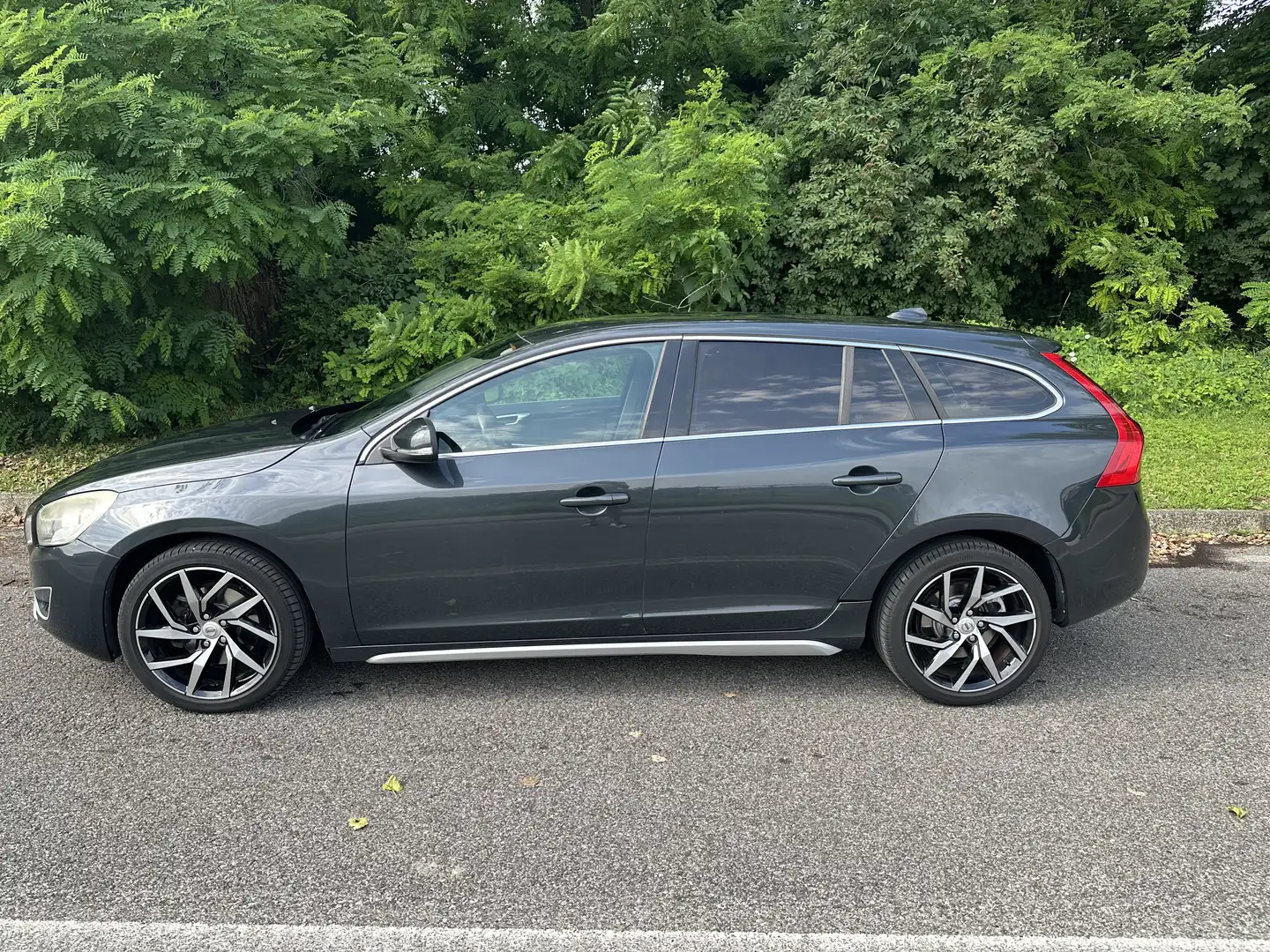 Volvo V60 2.0 d3 Momentum geartronic - 2