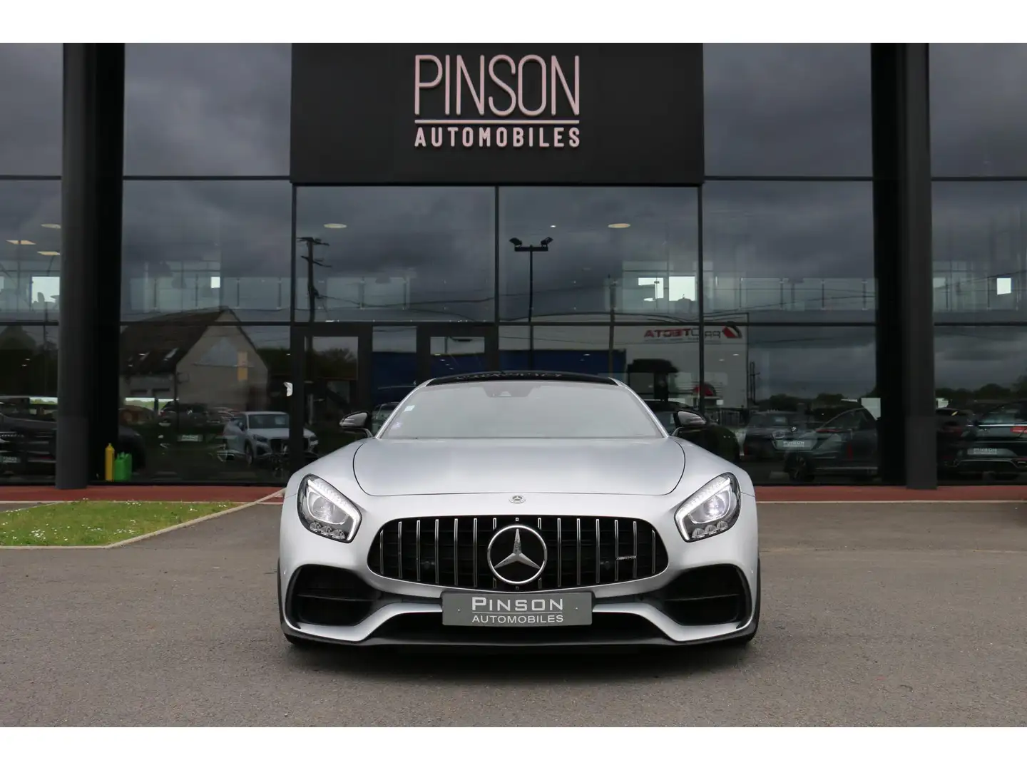 Mercedes-Benz AMG GT C 4.0 V8 557 SPEEDSHIFT 7 Gris - 2