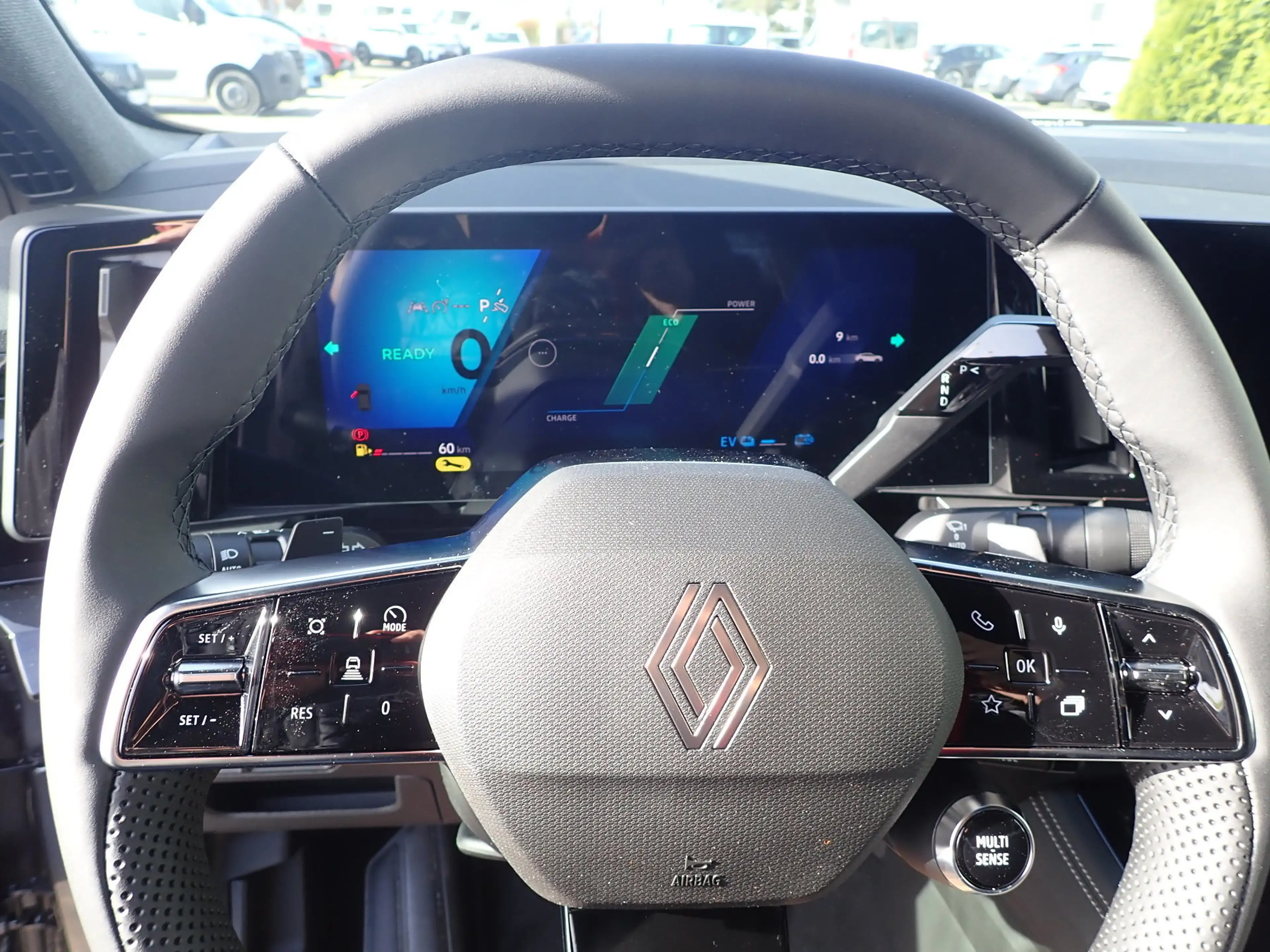 Renault Rafale Techno 200 E-Tech Full Hybrid — photo 9