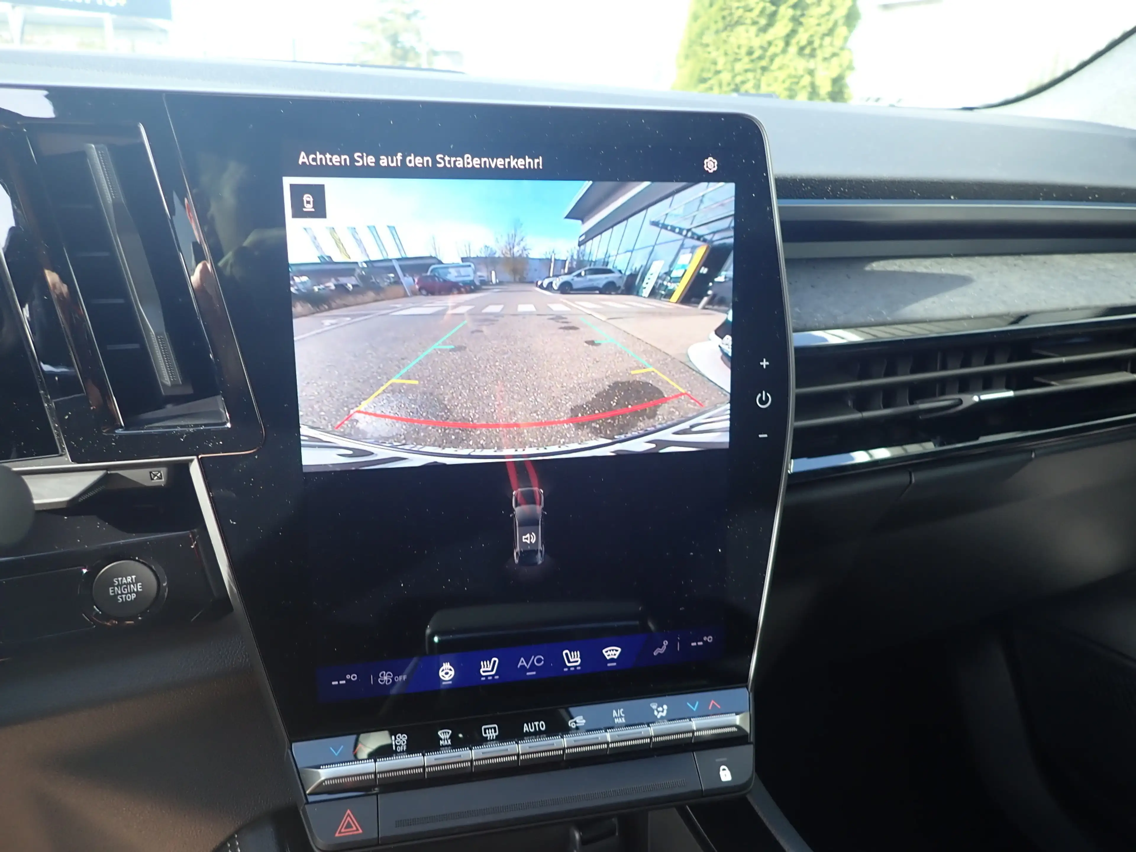 Renault Rafale Techno 200 E-Tech Full Hybrid — photo 11