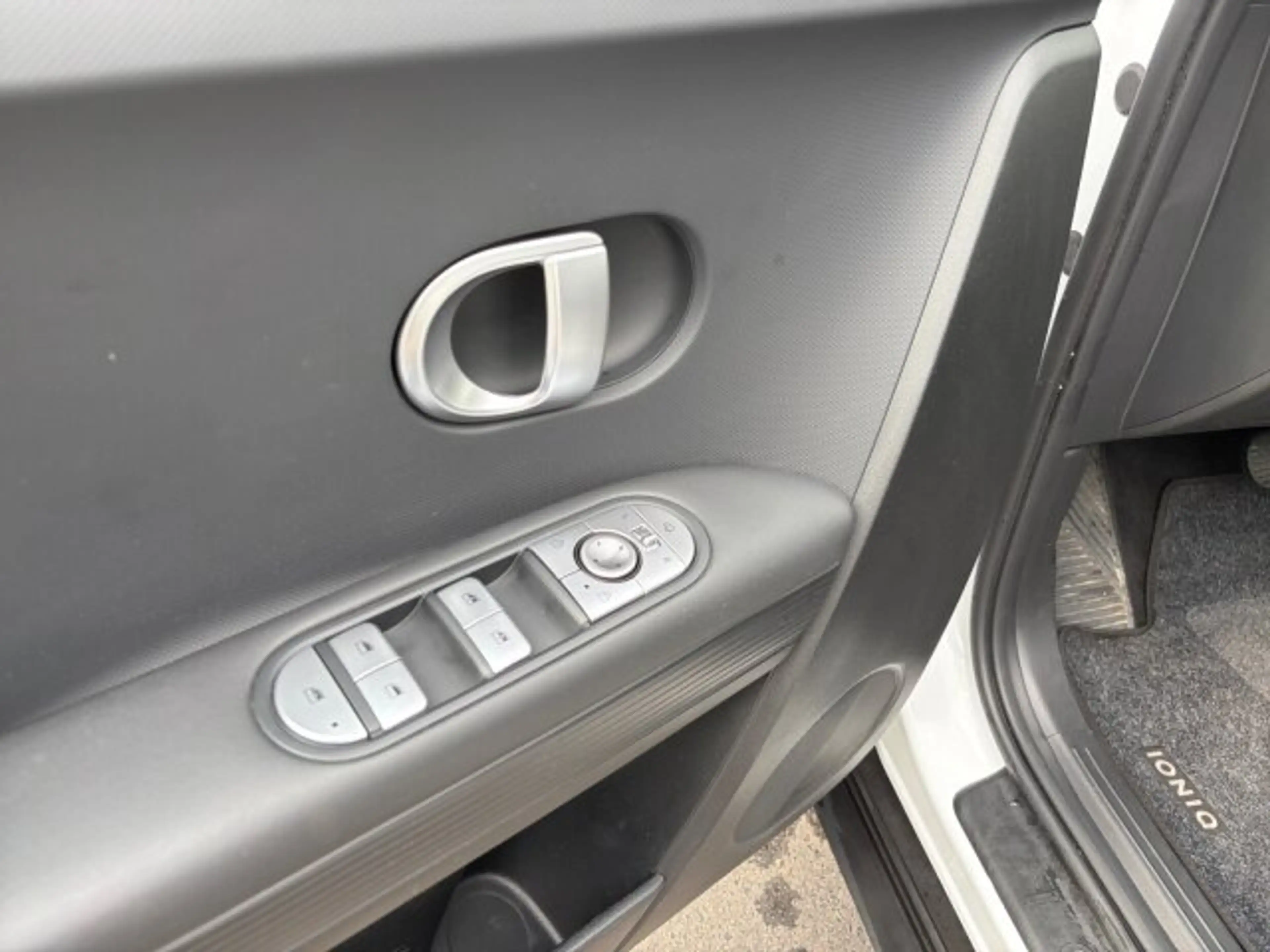Hyundai IONIQ 5 IONIQ 5 Elektro +Rückfahrkamera+Navigation+SHZ+ — photo 8