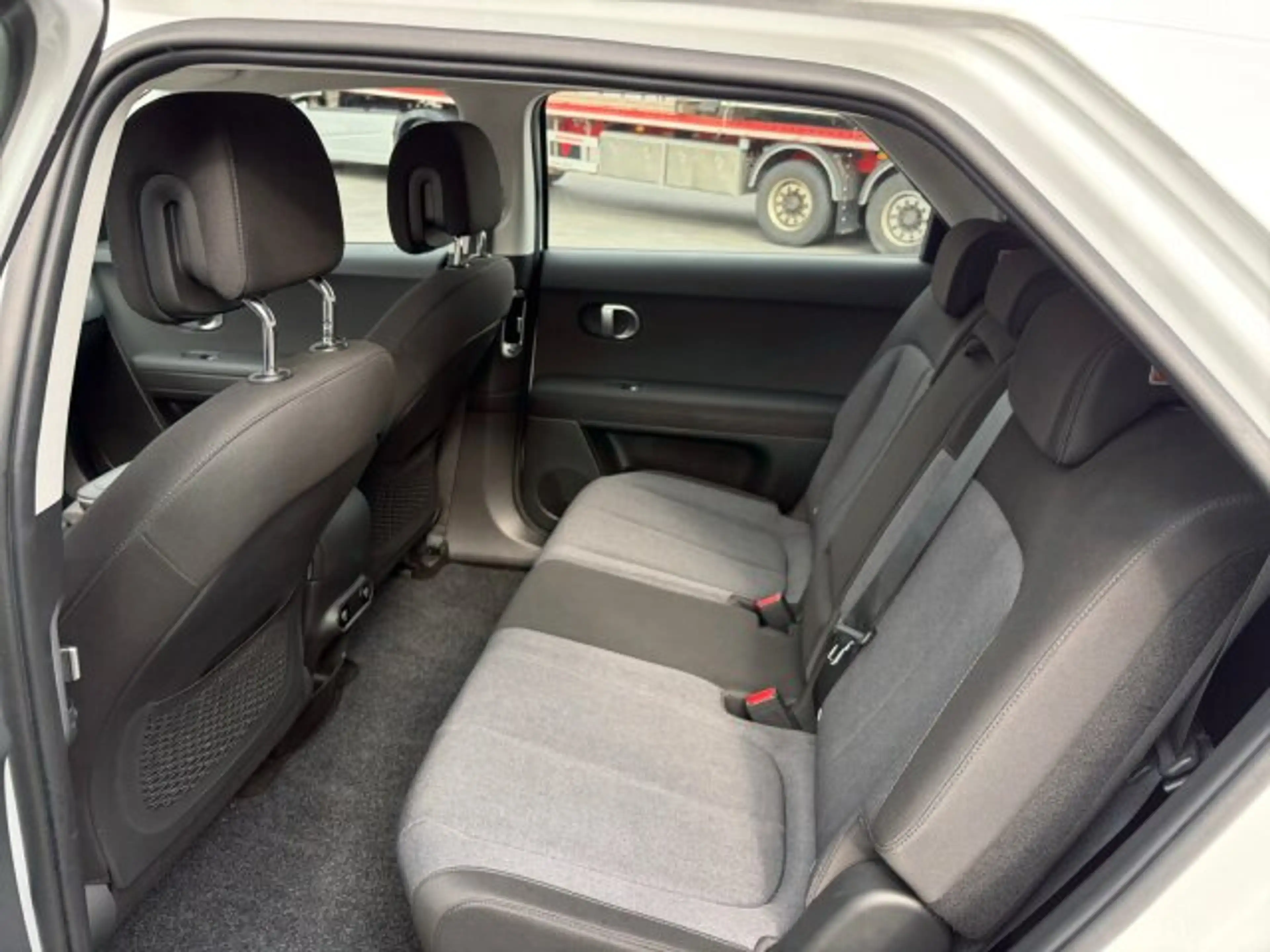 Hyundai IONIQ 5 IONIQ 5 Elektro +Rückfahrkamera+Navigation+SHZ+ — photo 15