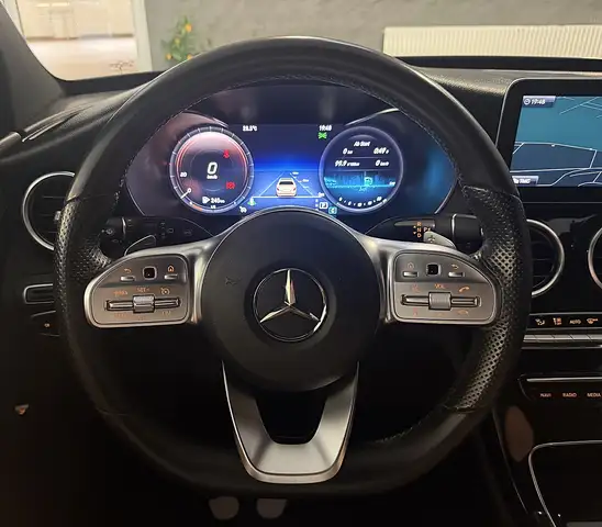 Mercedes-Benz C-Class view 15